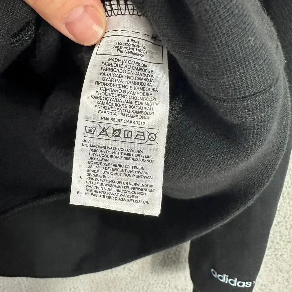 Adidas sweatshirt mens medium black hoodie pullover sweater logo play‎ trefoil